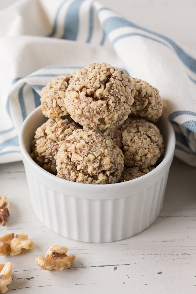 Baked Banana Bread Balls by Flora & Vino