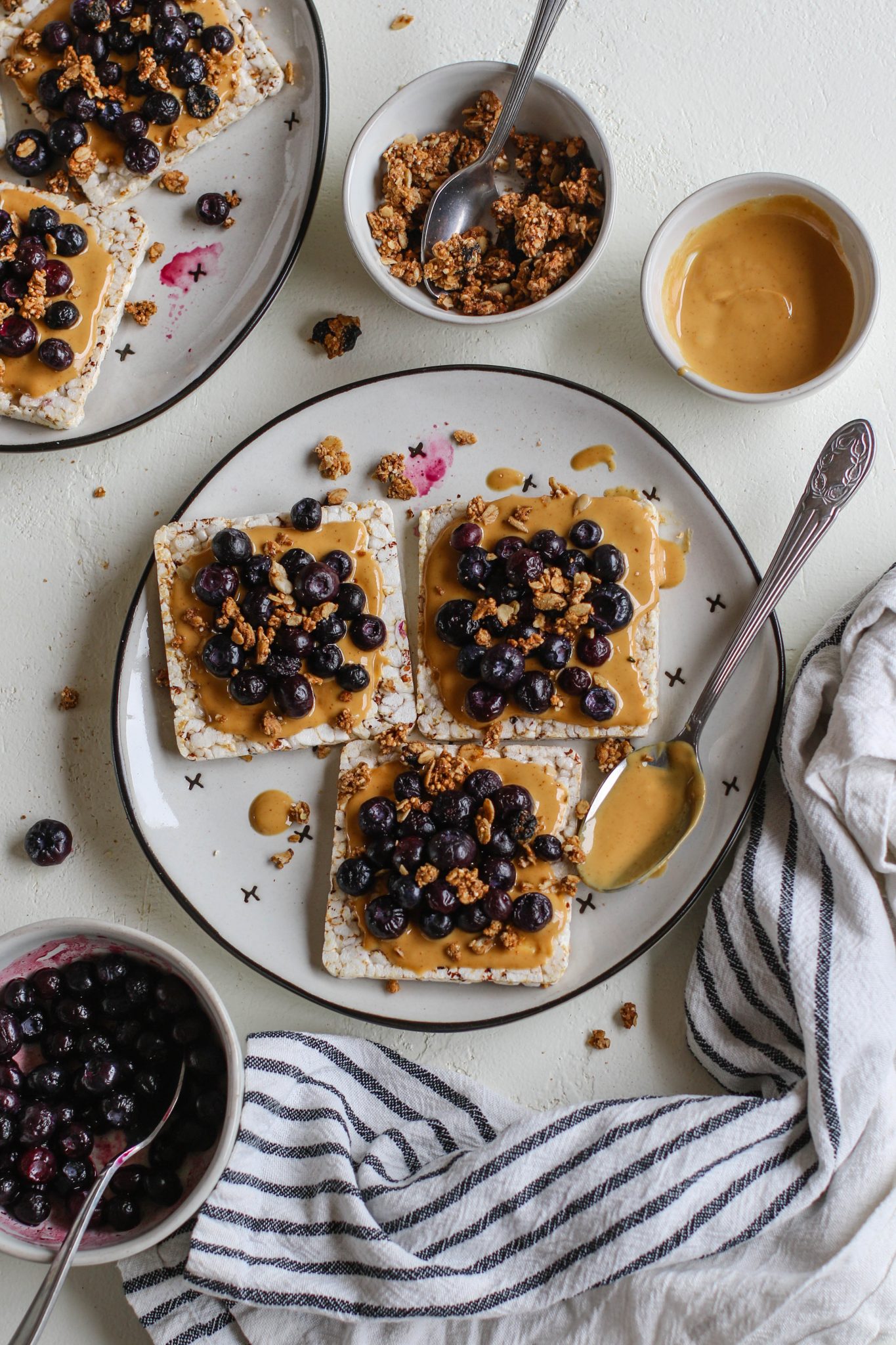 Peanut Butter Blueberry Rice Cake Toasts by Flora & Vino 