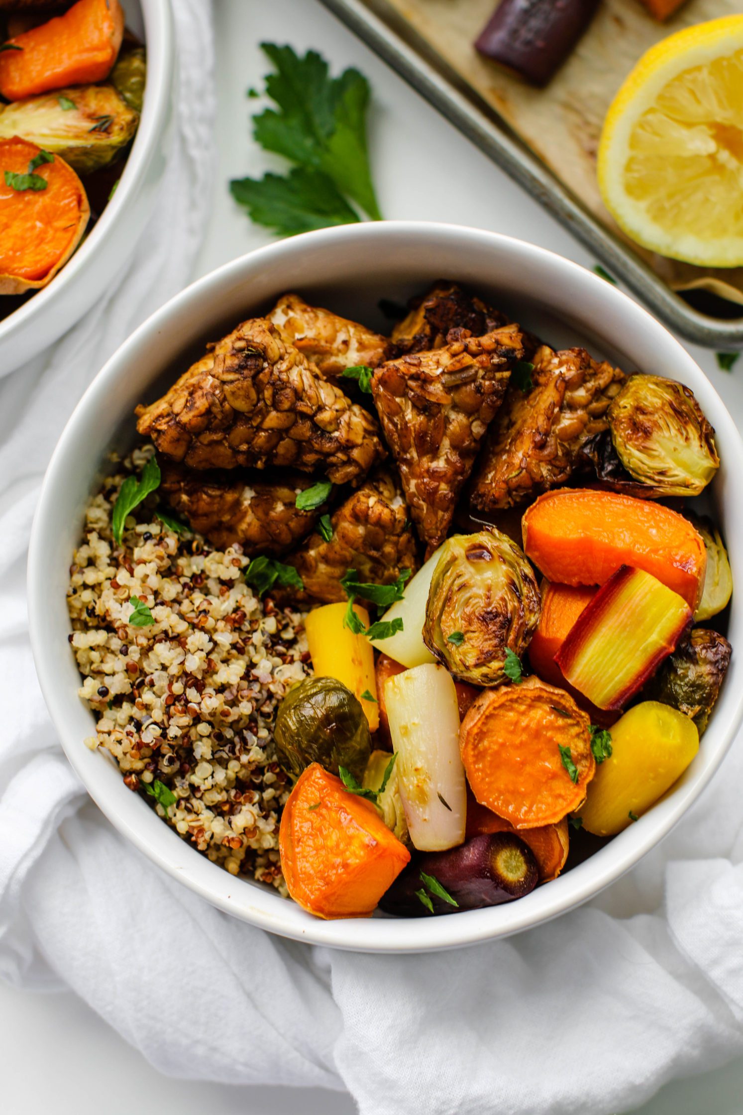 Maple Balsamic Tempeh Bowls served in bowls with rainbow veggies