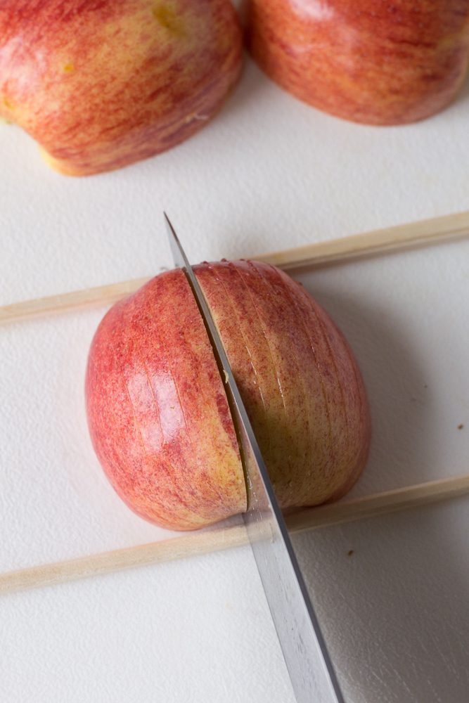 slicing apples by Flora & Vino