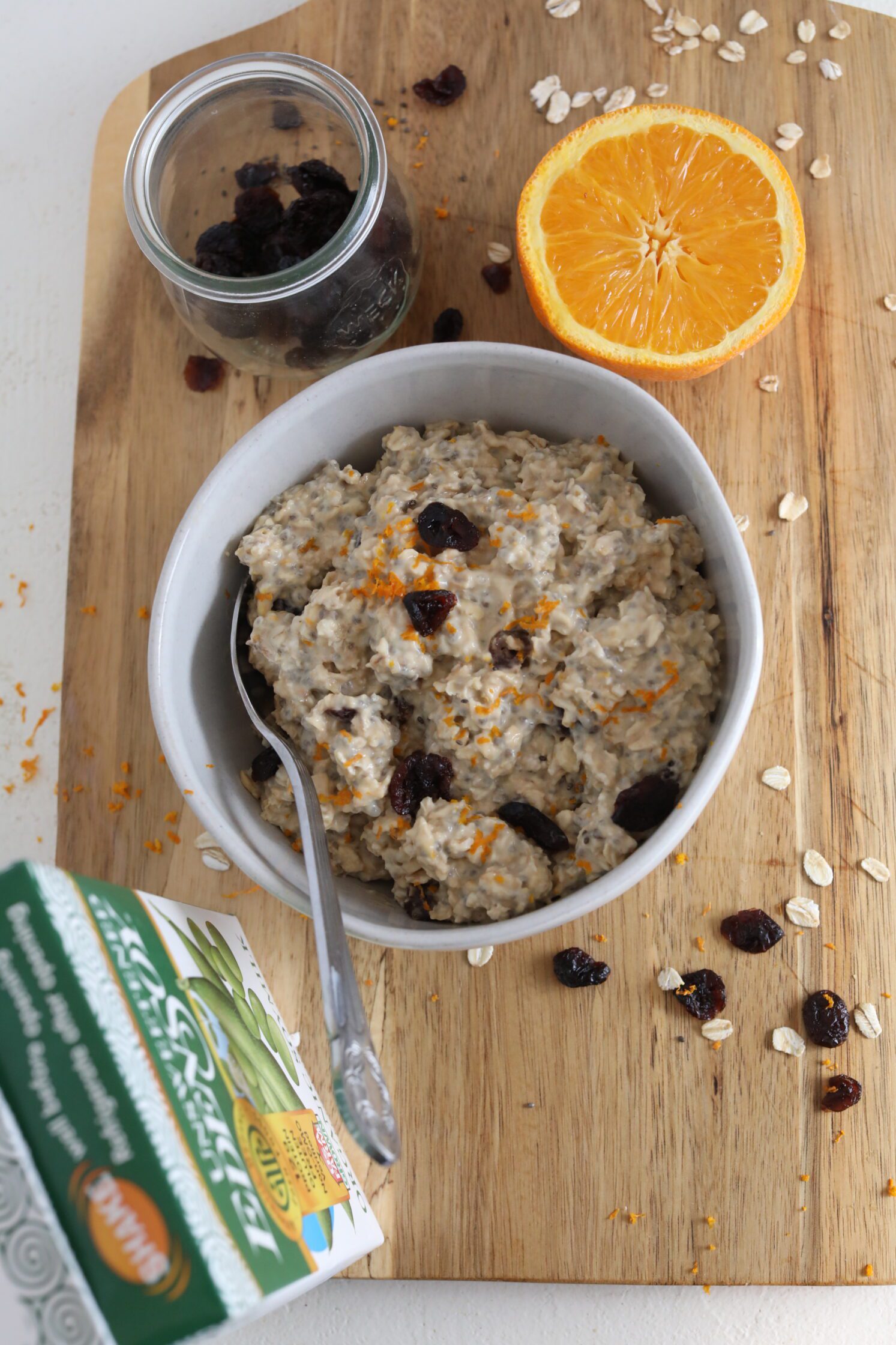 Orange Cranberry Overnight Oats process photo by Flora & Vino